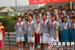 小学毕业诗朗诵视频,重温小学毕业诗朗诵的温馨时光