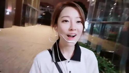 冯提莫边走边唱视频